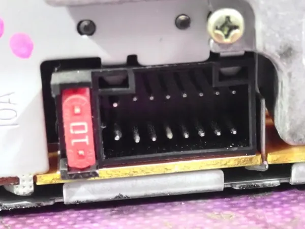 Radio Kenwood KDC-3024A OEM para Peugeot 206 image 5