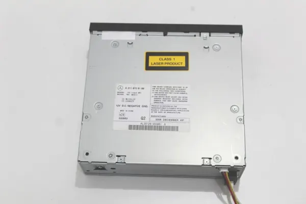 Used CD Changer OEM A2118706189 for Mercedes ML/GL image 6