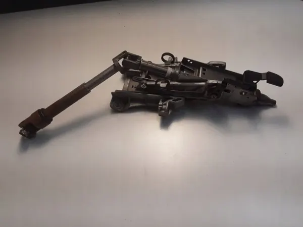 Croix colonne direction Volvo V40 OEM 31429461 image 2