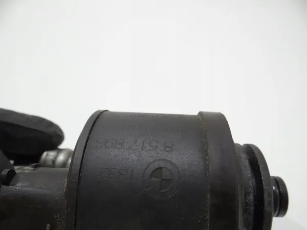 Réchauffeur de carburant BMW E60 E61 N47 2.0D OE 8517898 image 4