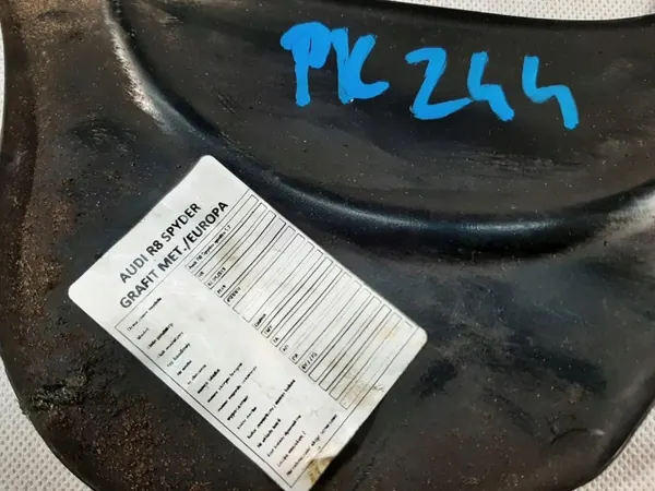 Audi R8 II Spyder 2018 Jarrukilpi OEM 4S0615612A image 3