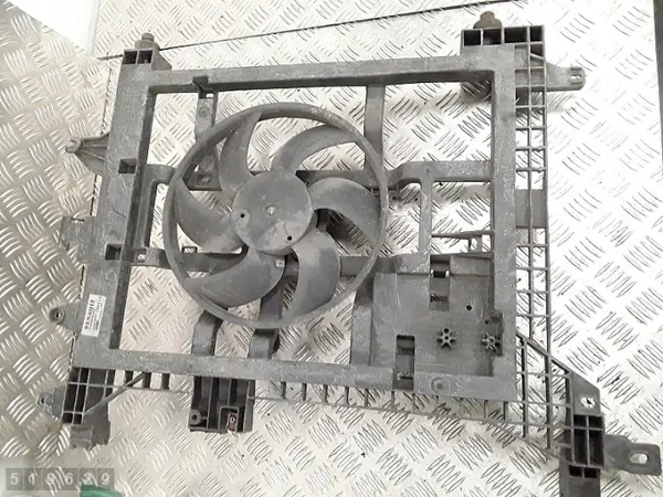 Ventilateur radiateur Dacia Duster OEM 8200880554 avec diffuseur image 2