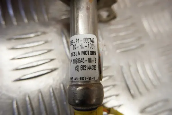 Tesla Model S 2015 Actieve motorkap OEM 102854500B image 4