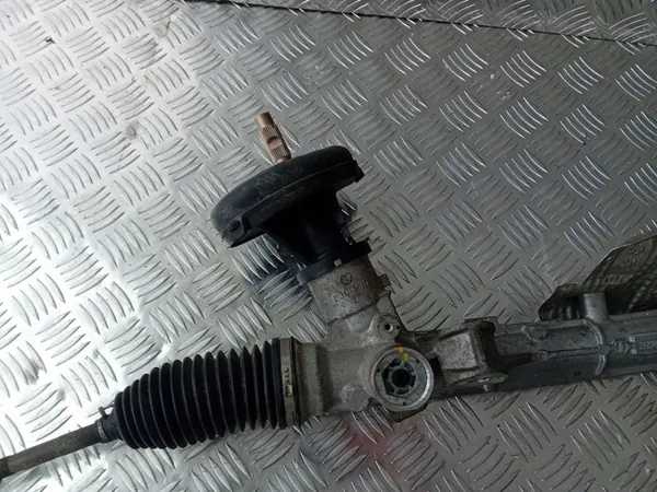 Dacia OE 480104213R Gebrauchtes Lenkgetriebe image 3