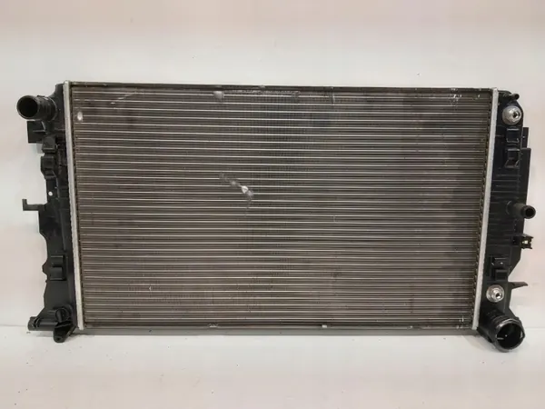Radiateur d'eau OEM A9065001502 pour Mercedes Sprinter image 2