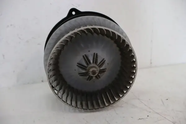 Puhallin Toyota OE OEM dmuchawa - Käytetty image 2