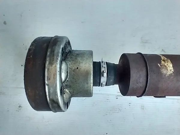 Drivaxel Jeep Grand Cherokee WK2 P52123624AA image 2