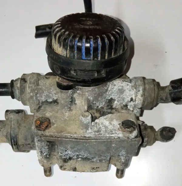 Régulateur de frein WABCO pour camions OEM image 1