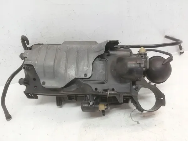 Ilmansuodattimen kotelo Mercedes W169 A6400900901 image 4