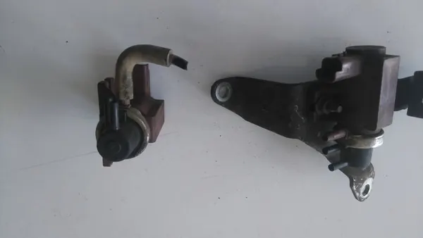 Eletroválvula turbo OEM 9652570180 para Berlingo 1.6 HDI image 3