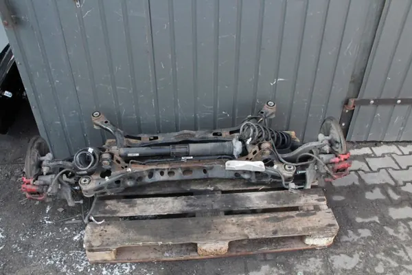 OEM 5780960 Hinterachsschwinge - VW Passat B8 image 2