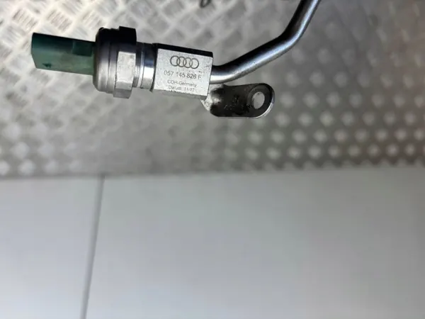 Öljyputki OEM 057145826F Bentley Bentayga Audi Q7 image 4