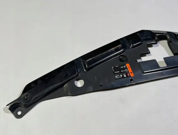 Copertura superiore griglia anteriore Chevrolet Camaro 2009-2015 OEM image 3