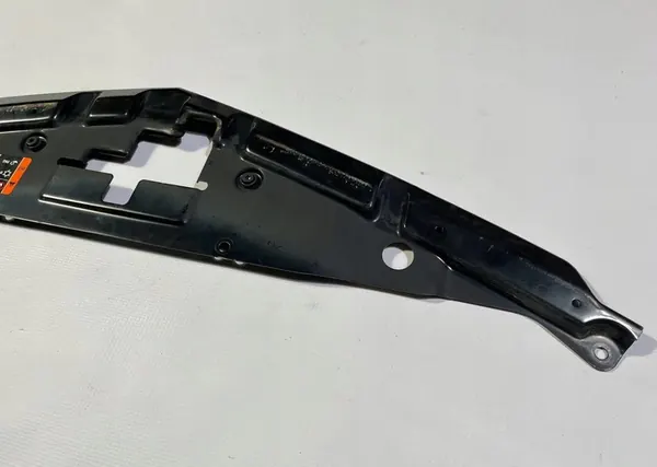 Copertura superiore griglia anteriore Chevrolet Camaro 2009-2015 OEM image 4