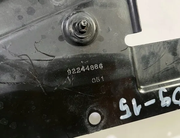 Copertura superiore griglia anteriore Chevrolet Camaro 2009-2015 OEM image 6