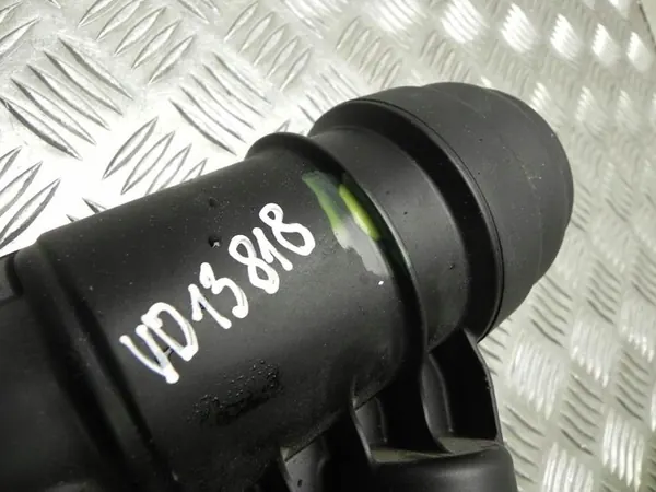 Soporte de filtro de aceite BMW 5 Series 530d Diesel 180kW image 4