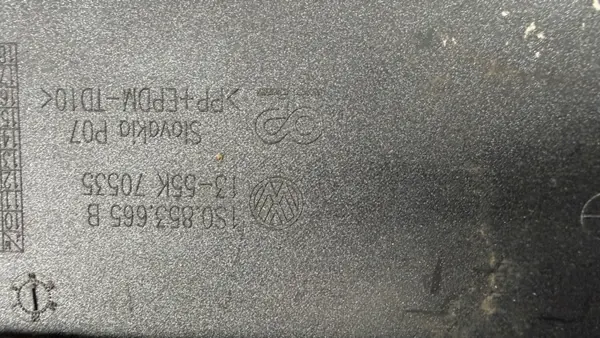 Rejilla central parachoques VW UP 1S0 OEM 1S0853665B image 5