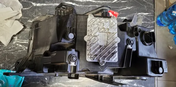 Jeep Grand Cherokee WL 2021 - Farol Frontal Esquerdo USA 68584659AC image 5