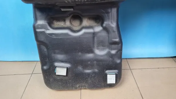 BMW X6 G06 Polttoainesäiliö OEM 9454868 - Käytetty image 3