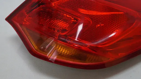 Opel Astra J 2012 Höger Bakljus image 5