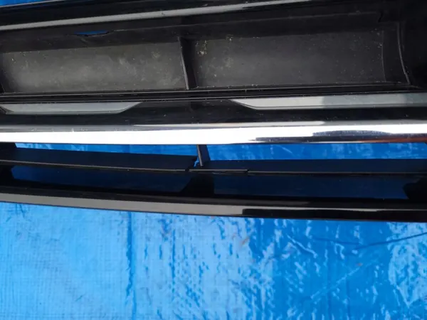 VW Tiguan II framstötrast OEM 5NA853653A image 7