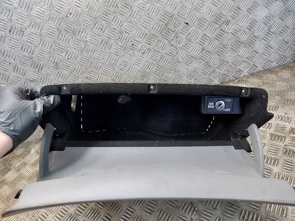 PASSIENGER-KOMPARTMENTTI VW PASSAT B5 3B1857101 image 4