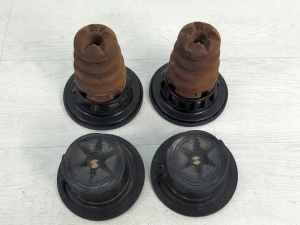 Bakstötdämpare OEM 552400294R Begagnad image 2