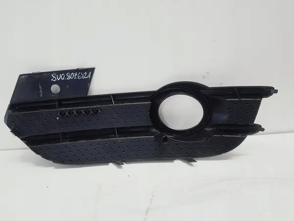 Rejilla de parachoques delantero derecho Audi Q3 8U 8U0807682A image 2