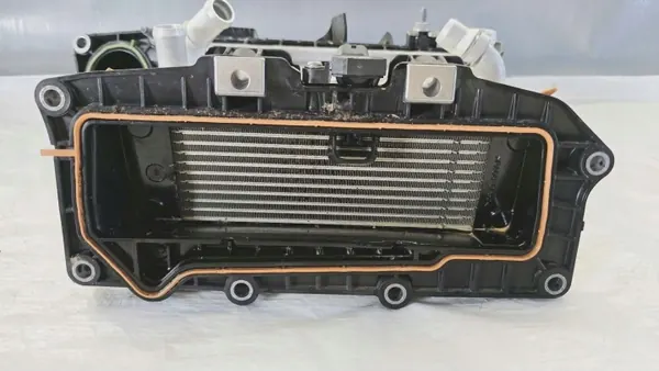 Refroidisseur d'air Renault OE OEM 100011351R image 3