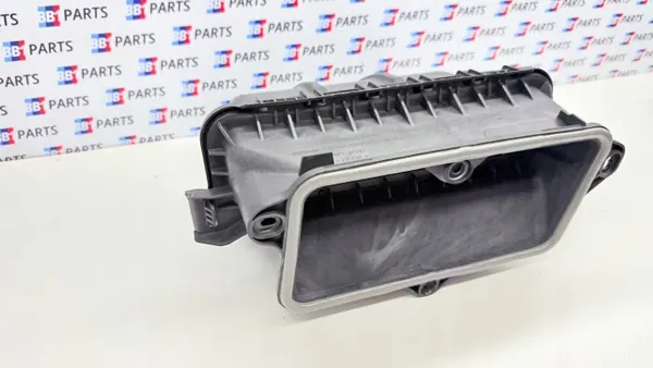 Mercedes W213 Interieurfilter Behuizing OEM A2138307400 image 3