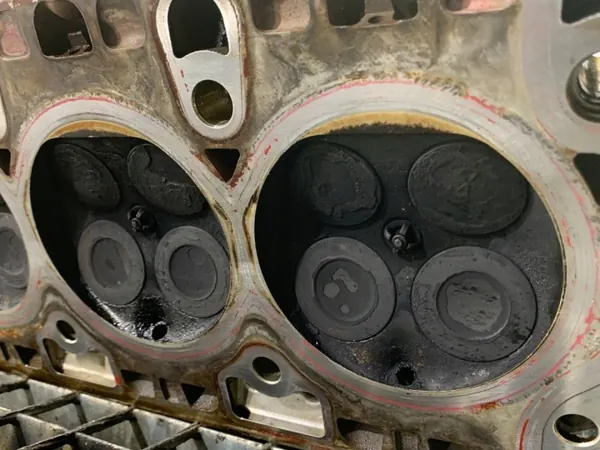 Oikea Sylinterikansi OEM 9481041055R Porsche Panamera image 7