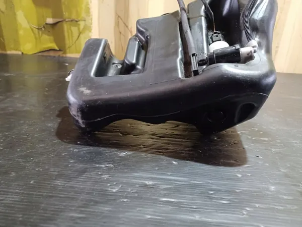 Depósito de líquido limpiaparabris A2048690220 Mercedes GLK X204 image 4