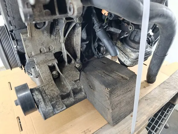 Volkswagen OEM Motor & Bränslesystem 1.9 TDI image 10