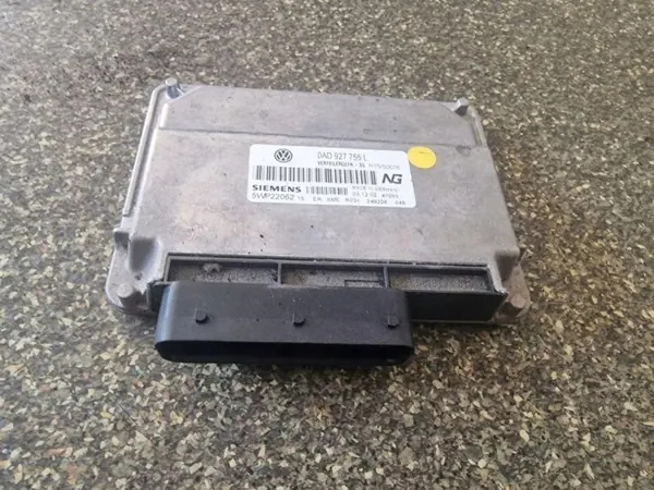 Ordinateur de boîte VW Touareg OEM 0AD927755L image 3