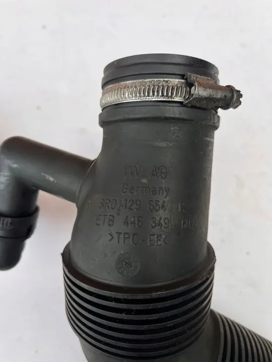 Tuyau d'admission d'air 1.6 TDI Audi A1 8X OEM image 3