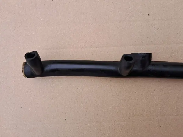 Manguera de purga Mercedes M116 M117 OEM 1160942582 image 3