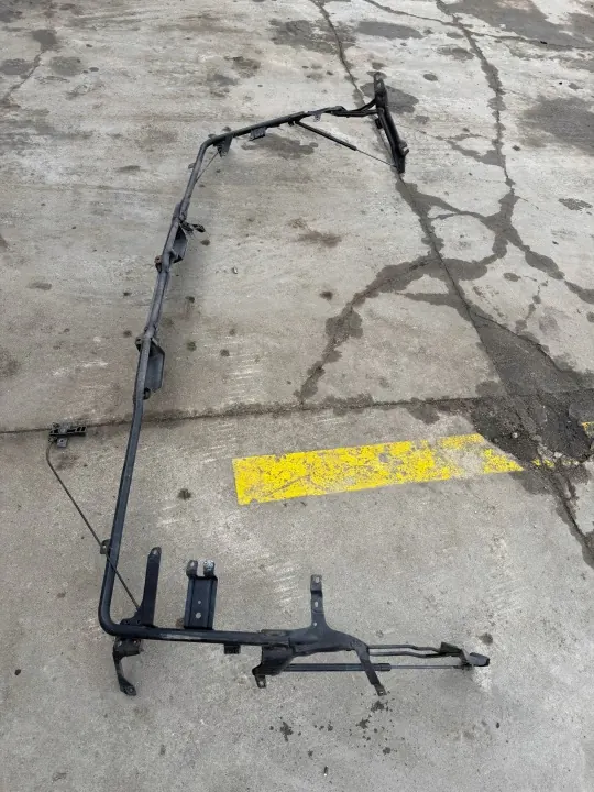 Cadre de Calandre Mercedes Actros MP4 OEM - Cabine Large image 3
