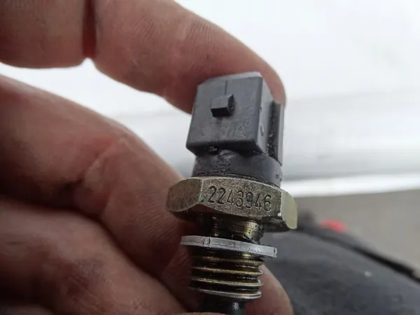 Sensor de Temperatura de Admissão Topran 13622243946 image 3