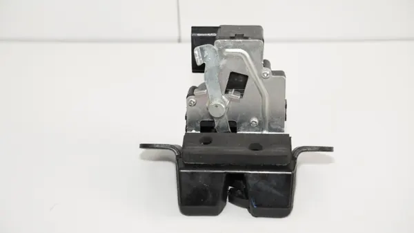 Fecho de porta-malas OEM 360189773 para Hyundai IX20 2010-2015 image 4