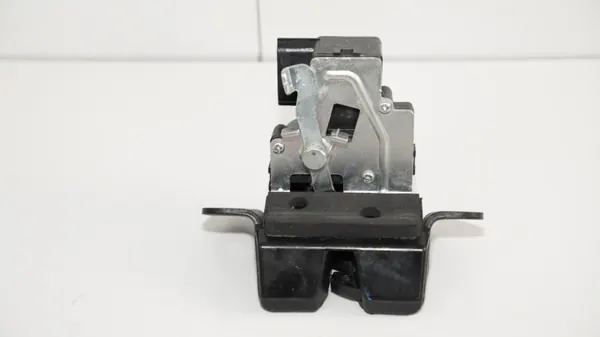Fecho de porta-malas OEM 360189773 para Hyundai IX20 2010-2015 image 9