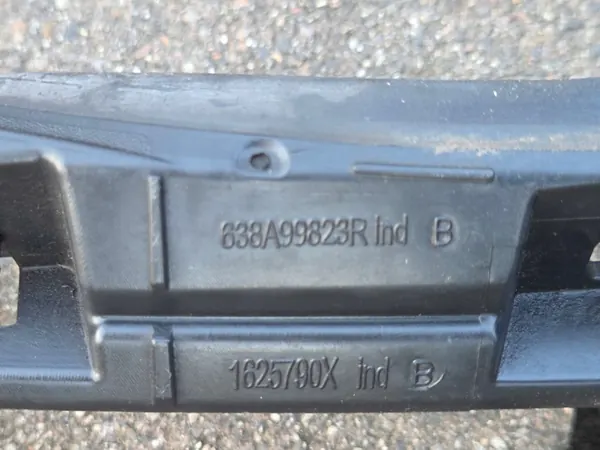 OEM 638A99823R Cache de Montage Aile Gauche Avant image 9