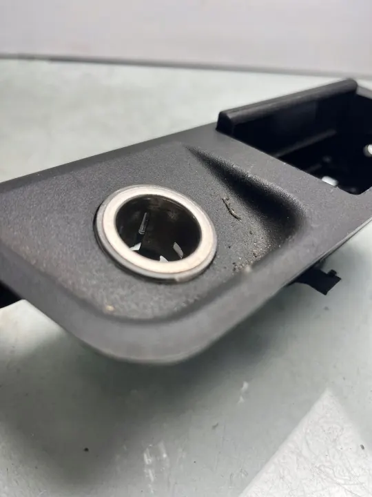 Cenicero delantero BMW Z3 E36 OEM 8146480 - Usado image 4