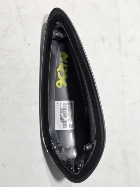 Cache antenne toit OEM 9835563 pour BMW G11 G12 image 4
