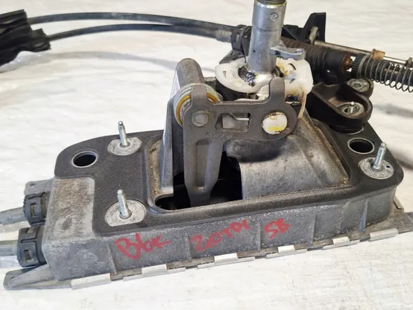 Levier de sélection OEM 3C0711049AE pour VW Passat B6 image 3