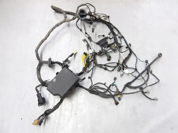 Caixa de fusíveis OEM 3661054P20 para Suzuki Vitara image 2