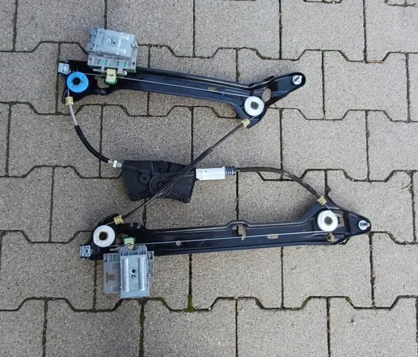 VW Arteon vasen takaoven ikkunanostin OEM 3G8839461B image 3
