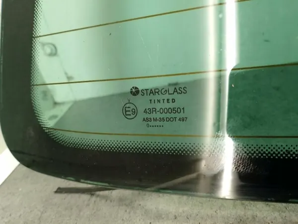 Vitre de hayon STARGLASS pour VW Passat B5 FL Break image 4