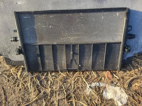 Radiateur d'eau Tesla Model 3 OEM 1493395 - Occasion image 5