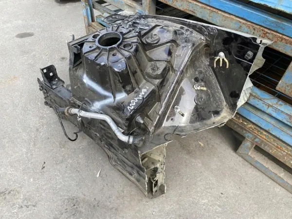 Mercedes-Benz CLS 2018 Fram höger stänkskärm OEM 247605 image 3