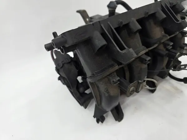 Imusarja OEM 55570227 Chevrolet Cruze 1.6:lle image 9